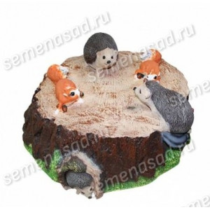 Крышка на люк Пень с ежами и белками